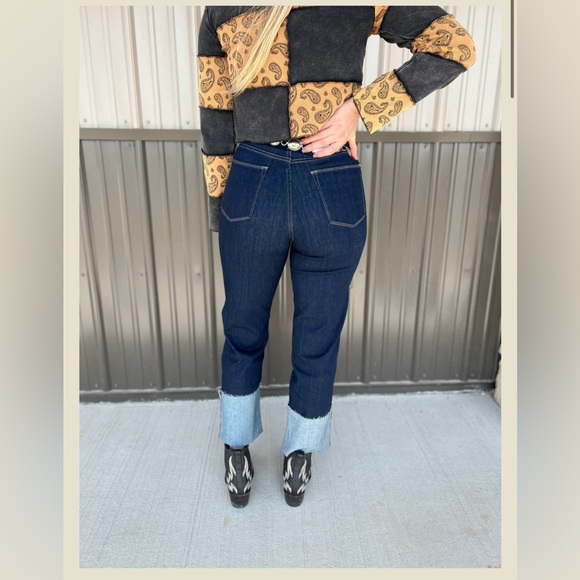 Ariat High Rise Jeans - Picture 7 of 7